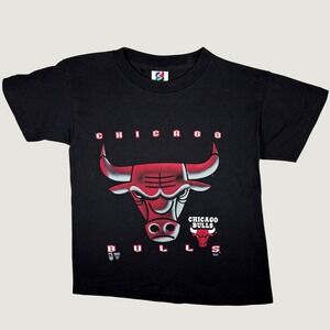 Vintage Chicago Bulls Youth T-Shirt Signal Artwear Black Size 7 Made in USA 90s